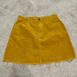 Size small forever 21 mustard yellow skirt  like new